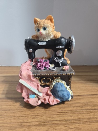 Vintage music box - vintage,